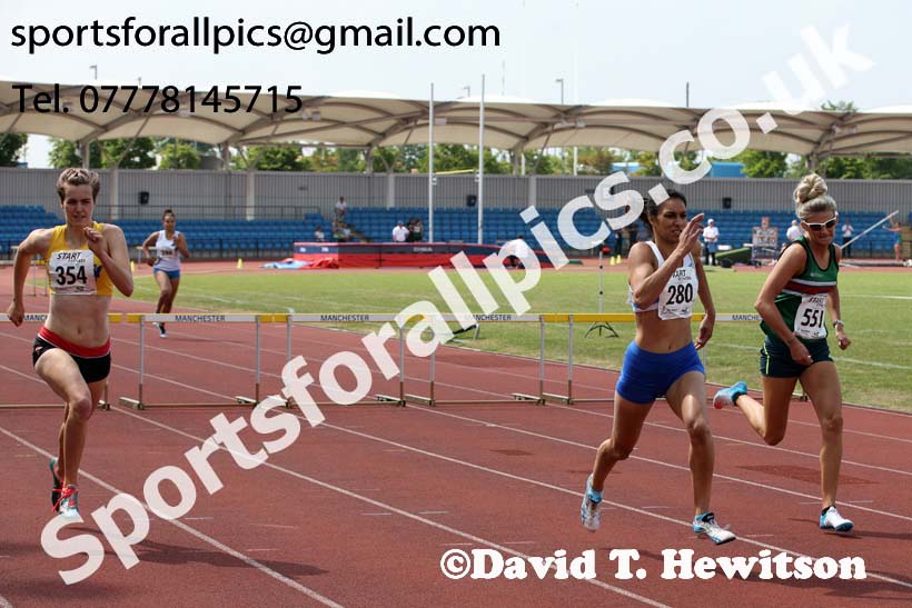 Senior womens 400 metres hurdles, Northern Senior and Under-20s Champs., Sports City, Manchester. Photo: David T. Hewitson/Sports for All Pics